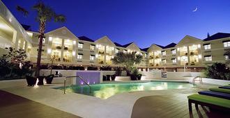 银色棕榈树酒店 - 基韦斯特 - 游泳池