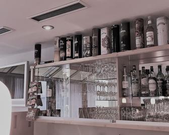 赫林格尔霍夫阿肯森特酒店 - 斯图加特 - 酒吧