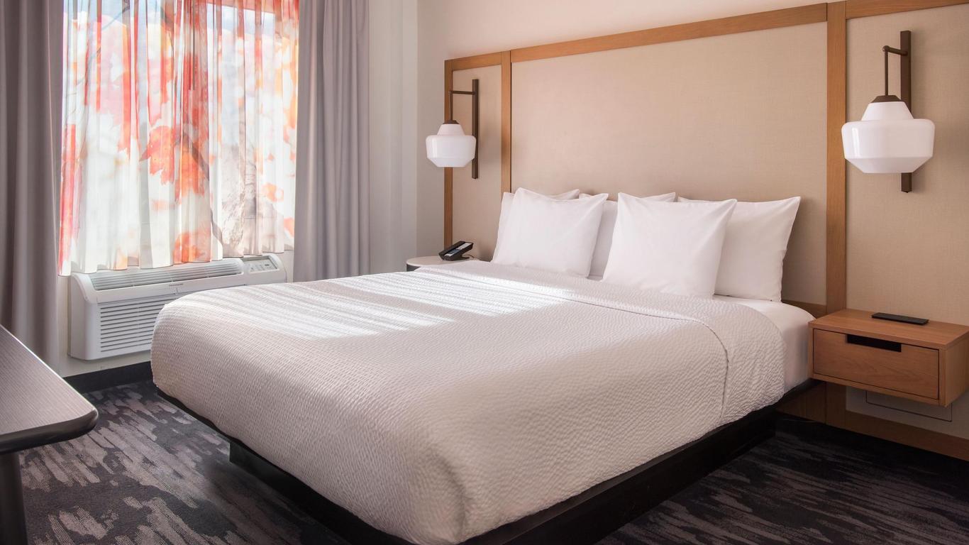 纽约拉瓜迪亚机场/法拉盛Fairfield Inn酒店