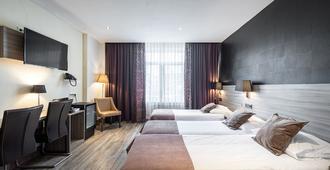 鹿特丹米兰酒店 - 鹿特丹 - 睡房