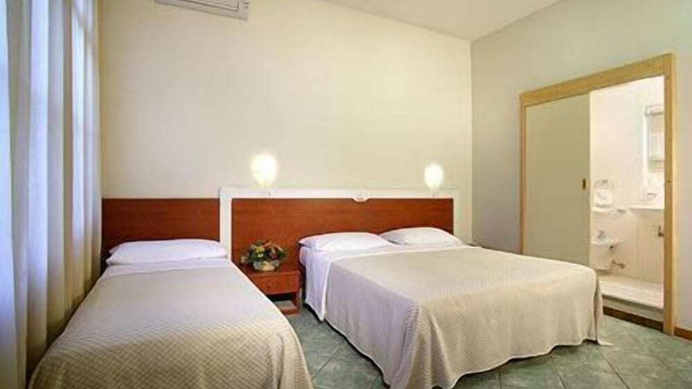伊登酒店