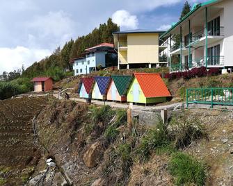 落基山旅馆 - Kundasang - 建筑