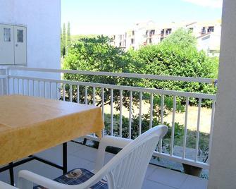Apartment Hrzina - 克尔克 - 阳台