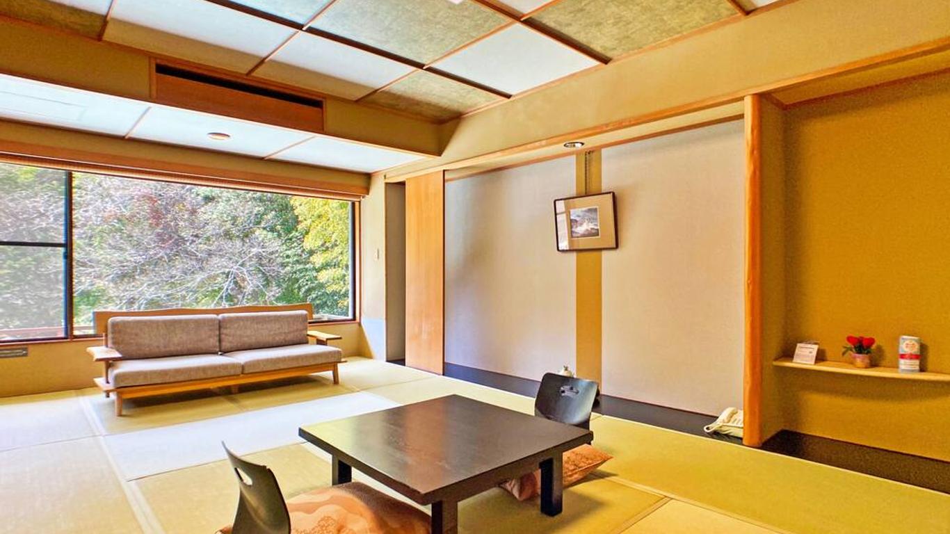 賴朝之湯 本陣
