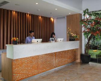 佩姆达马克思万酒店 - Chse 认证 - 雅加达 - 柜台