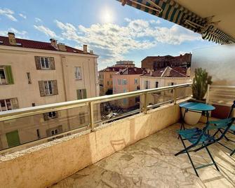C018-Bel Appartement lumineux à Cannes - Proche plage - 戛纳 - 阳台