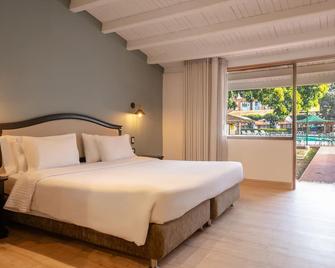 法朗达玻利瓦尔库库塔酒店 - 度假村 - 库库塔 - 睡房