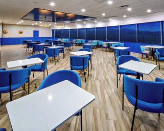 哈瓦苏湖城品质套房酒店 - 哈瓦苏湖城 - 餐馆