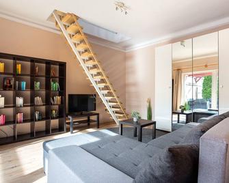 Quiet home in South Buda Hills - 布达佩斯 - 客厅
