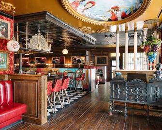 Walk to Food, Fast Wifi | Pastel Studio - Portoro - 奥斯汀 - 酒吧