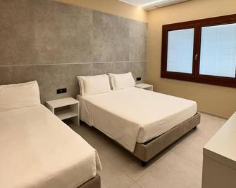 艾尔格亚迪诺酒店 - 特雷维索 - 睡房