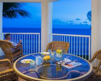 Hyatt Windward Pointe, Key West, Fl - 2 Bedroom Unit - Immediate Beach Access - 圣安东尼奥 - 阳台
