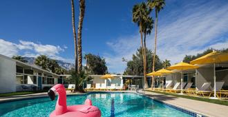 猴子树酒店 - 仅供上成人入住 - 棕榈泉 - 游泳池