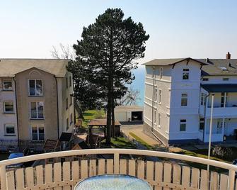 Lake view at best prices - 萨斯尼茨 - 建筑