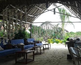 Zanzest Beach Bungalows - Jambiani - 露台