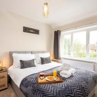 The Oaklands - Luxury Spacious 6-Bed, Near Solihull, Birmingham City, Jlr, Nec, Airport, Resorts World, Hs2