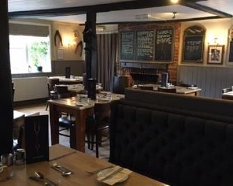 Kings Head Coltishall - 诺里奇 - 餐馆