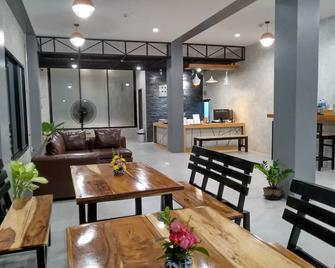 德洛夫特酒店 - 奥南 - 大厅