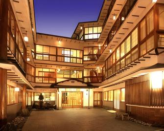 横手馆 - 涩川市 - 建筑