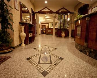 安博宫酒店 - 佩斯卡拉 - 大厅