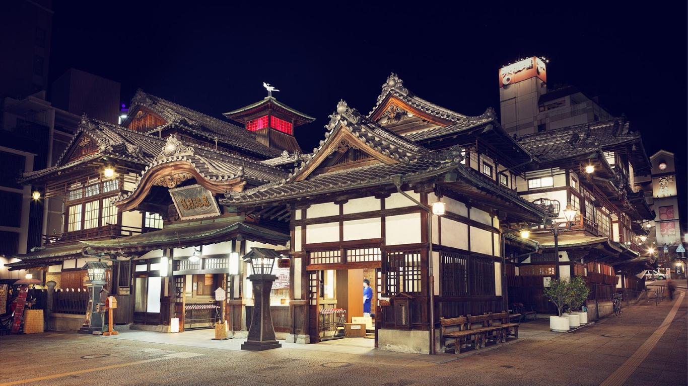 露娜公园酒店