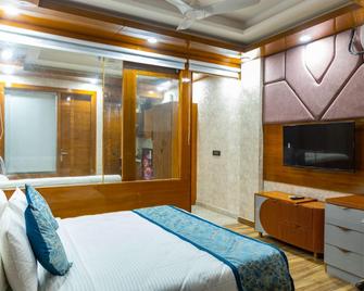 Platinum Services Apartment Dlf Cyberhub - 新德里 - 睡房