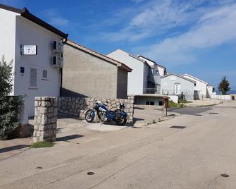 馬特奧公寓 - 奥米沙利 - 建筑