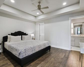 Quiet 1 Bedroom/1.5 Bath Condo in Bywater! - 新奥尔良 - 睡房