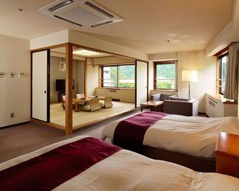 定山溪酒店 - 札幌 - 睡房