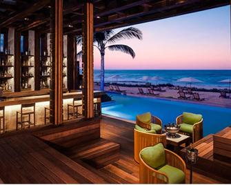 Grand Bliss luxury 5 star 2 bedroom suite w/ a Large Balcony with pool - 阿卡普尔科 - 游泳池