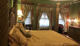 时刻豪华大床和早餐酒店 - 尼亚加拉瀑布 - 睡房