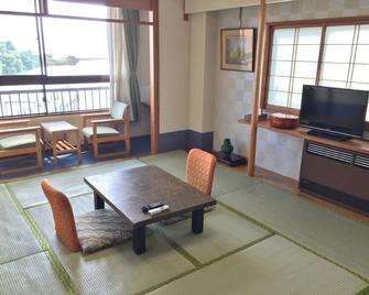 雄琴莊 - 大津市 - 餐厅