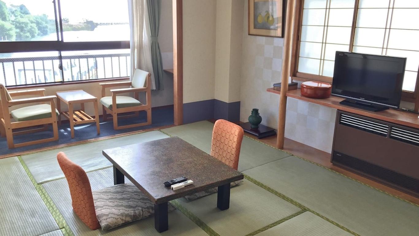 雄琴莊