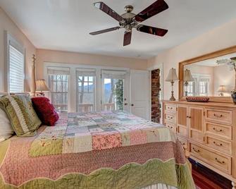 Timbers D-1: Gated Resort, Pools, Fitness, Fishing, Hiking, Mountain Views, Close To High Country - 布恩(北卡罗来纳州) - 睡房