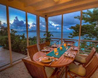 Azure Vista For Pure Relaxation In True Caribbean Style - Leonards - 餐馆