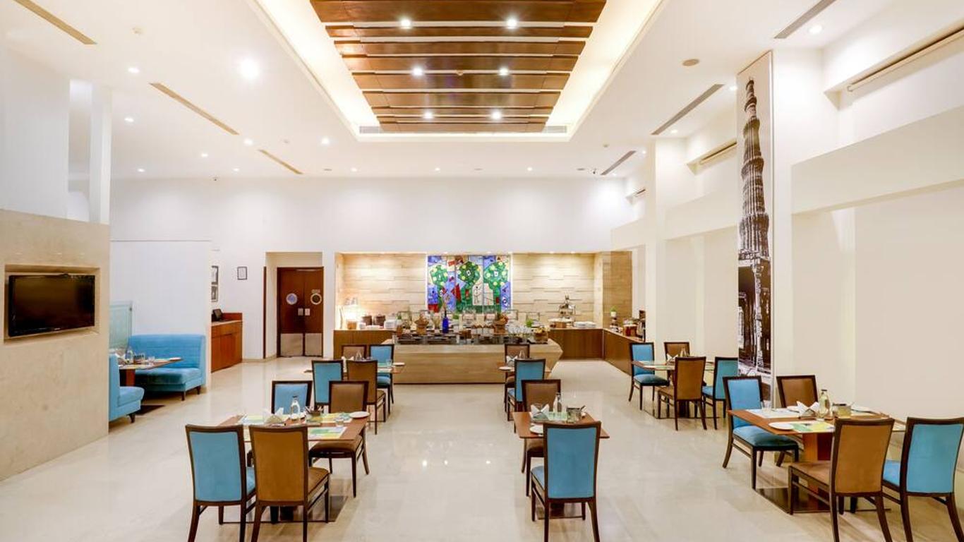 古尔冈柠檬树高级酒店