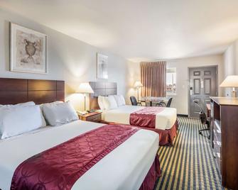 新布劳恩费尔斯美国最佳价值酒店 - 纽布朗费尔斯 - 睡房