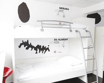 达尔马迪娜克101设计旅社 - 斯普利特 - 睡房