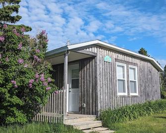 Aurora Cottage At The Spruces - 英戈尼什 - 建筑
