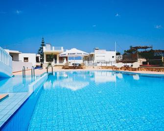 卡里玛拉酒店 - 哈尼亚 - 游泳池
