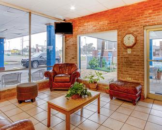 OYO Hotel San Antonio Airport South By OYO Rooms - 圣安东尼奥 - 大厅
