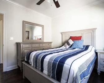 Jazz Fest! Beautiful New Orleans Home, Parade,french Quarter, Bourbon St - 新奥尔良 - 睡房