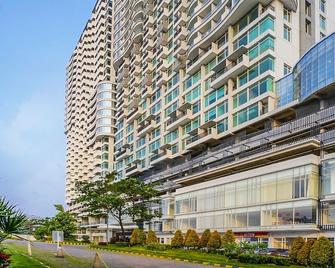 树公园城市ventura客房由ruang Nyaman提供 - 当格浪 - 建筑