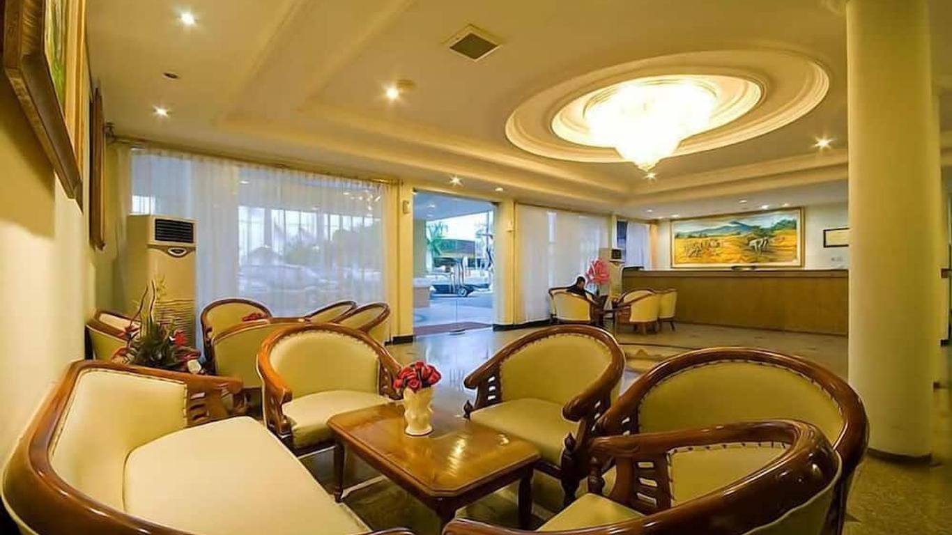 斯纳尔2号酒店