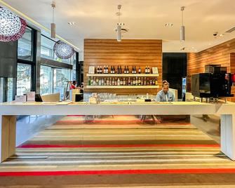 莫尔兹比港智选假日酒店 - 莫尔兹比港 - 酒吧