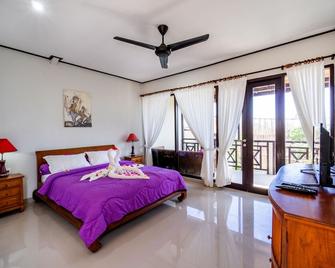 Island Cove Resort - 珀尼达岛 - 睡房