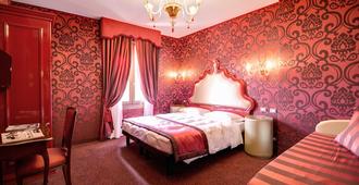多姆斯卡瓦尼斯酒店 - 威尼斯 - 睡房