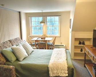 Peaceful Mtn Studio Pet-friendly - Woodstock - 睡房