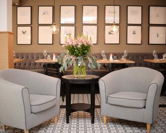 Comm Hotel Poznan Airport - 波兹南 - 餐馆