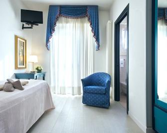 Hotel Terme Olympia - 蒙特格罗托泰梅 - 客厅